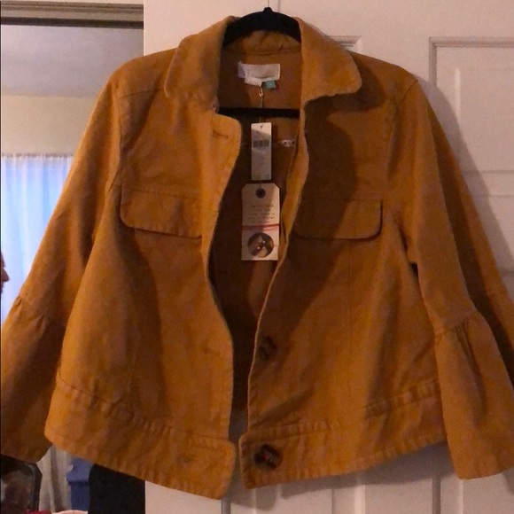 Jacket - Picture 1 of 3